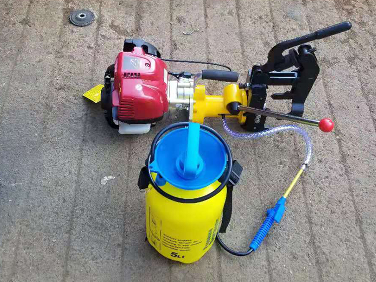 NZG-31型内燃鋼軌鑽(zuan)孔機