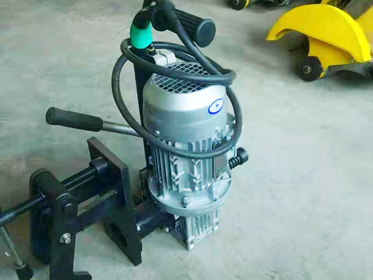 DZG-31型電(diàn)動空心鋼軌鑽(zuan)孔機