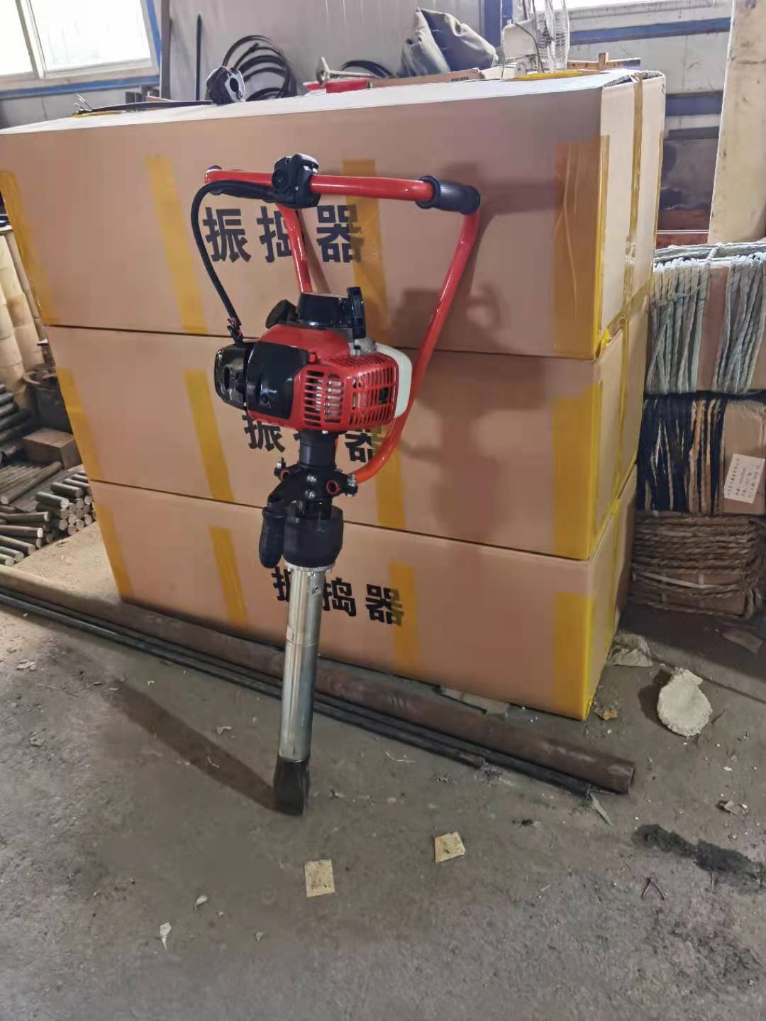 ND-4型手提式(shi)内燃搗固鎬