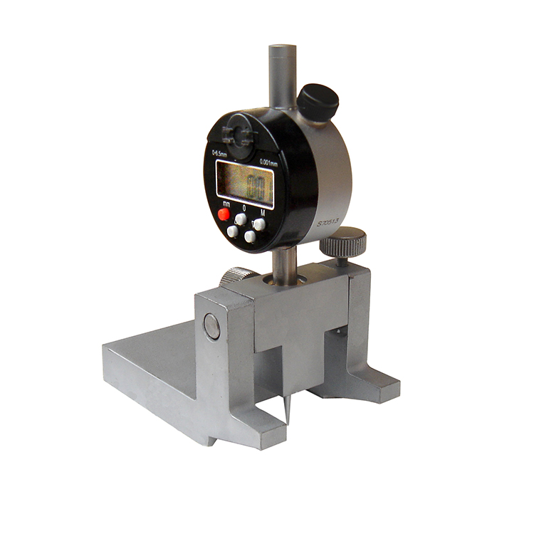 車軸(zhóu)卸荷槽或軸頸(jing)根部鏽蝕深度(du)測量儀(數顯)